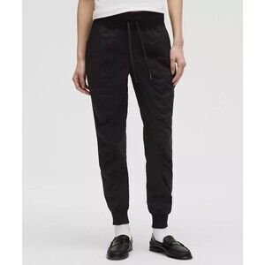 NWT  Lululemon Dance Studio Mid-Rise Black  Jogger Full Length size 8 Authentic